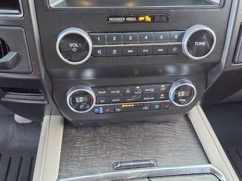 Used 2021 Ford Expedition Max Limited AWD/4WD image 21