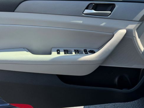 Used 2019 Hyundai Sonata SEL image 14
