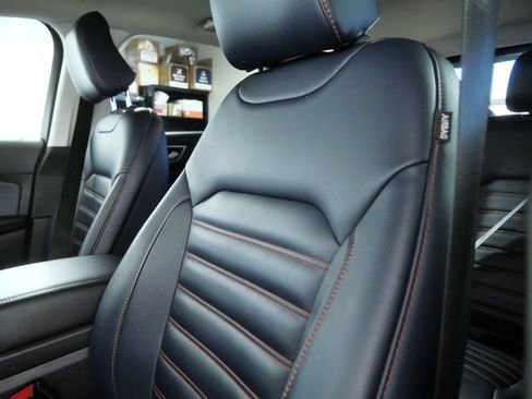 Certified 2024 Ford Edge SEL w/ Sport Appearance Package AWD/4WD image 18