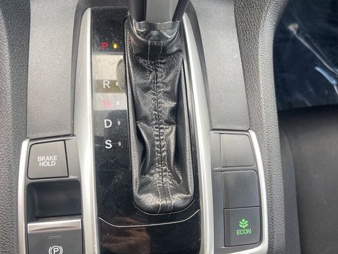 Used 2019 Honda Civic Sport image 18