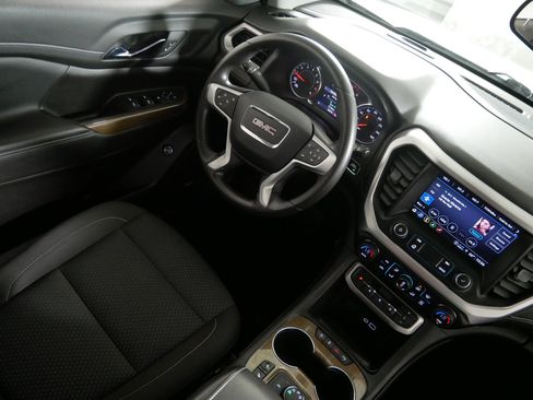 Used 2023 GMC Acadia SLE w/ Driver Convenience Package AWD/4WD image 9