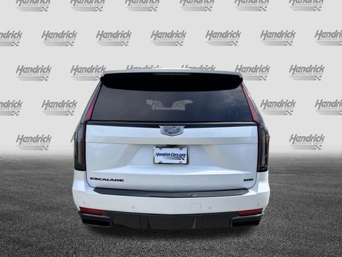 Used 2024 Cadillac Escalade Sport w/ Touring Package image 9