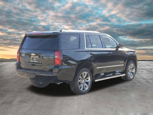 Used 2019 Chevrolet Tahoe LT w/ LT Signature Package image 8