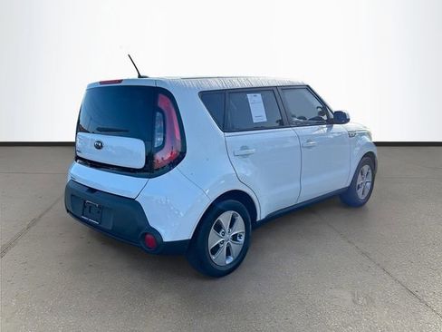 Used 2016 Kia Soul FWD image 24
