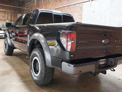 Used 2014 Ford F150 Raptor w/ Equipment Group 801A Luxury image 15