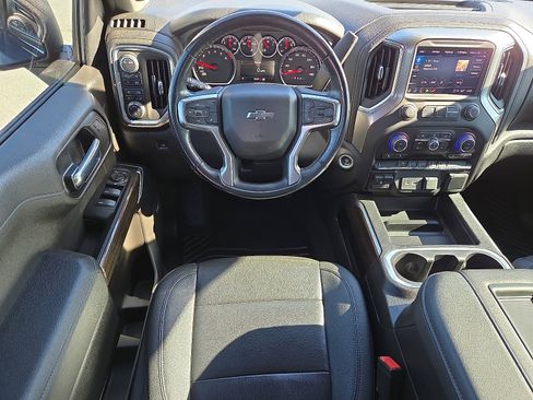 Used 2022 Chevrolet Silverado 1500 RST w/ Convenience Package II image 11
