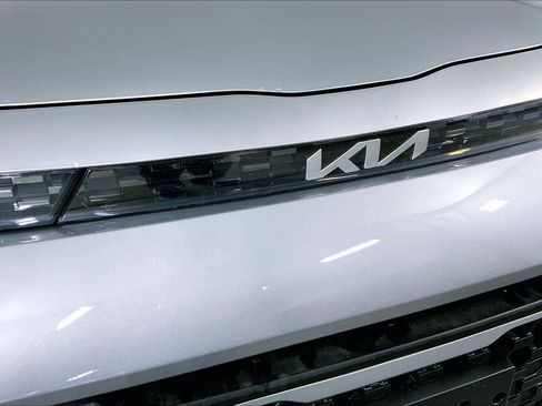 Used 2025 Kia Soul LX image 28