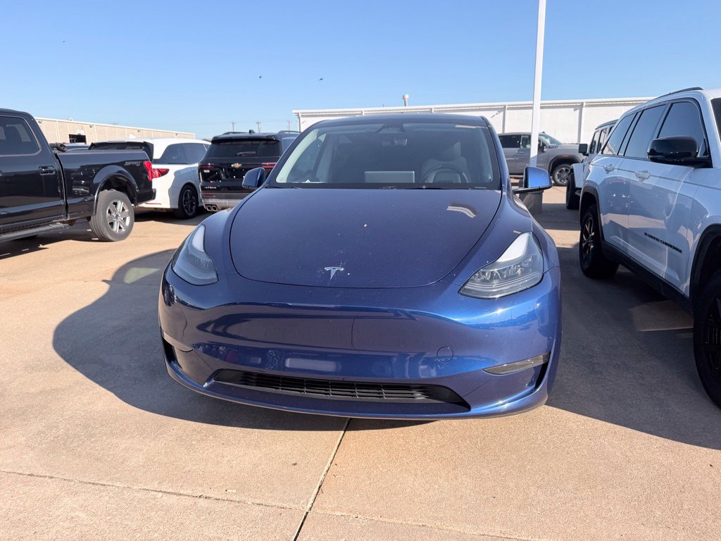 Used 2024 Tesla Model Y 2WD image 10