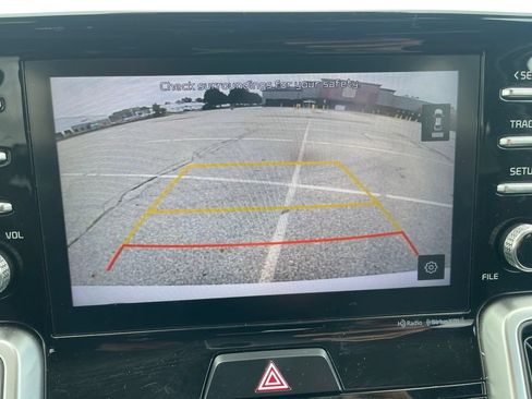 Used 2021 Kia Sorento S FWD image 18
