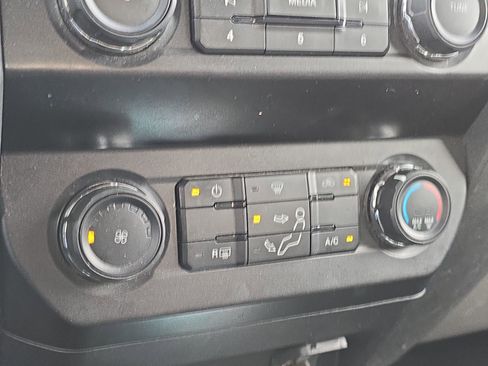 Used 2021 Ford F250 XL w/ STX Appearance Package image 18