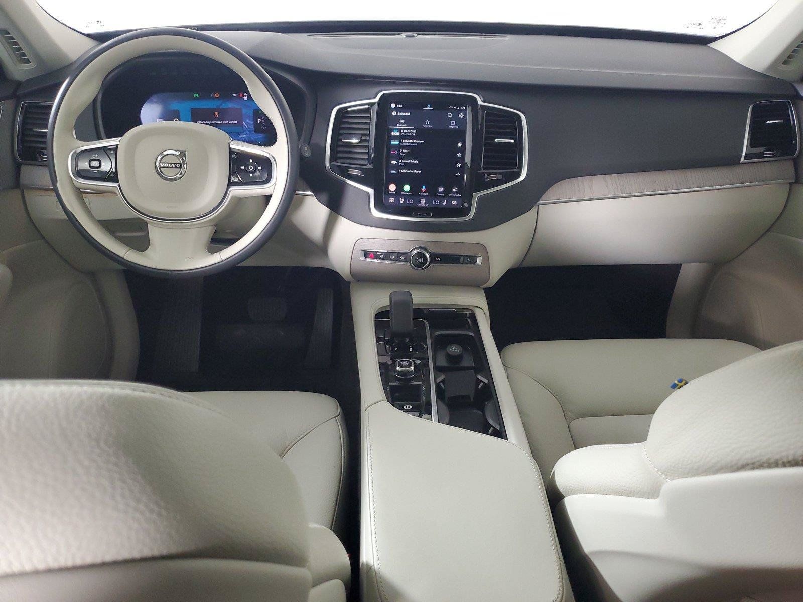 Used 2024 Volvo XC90 T8 Plus w/ Protection Package Premier AWD/4WD image 15