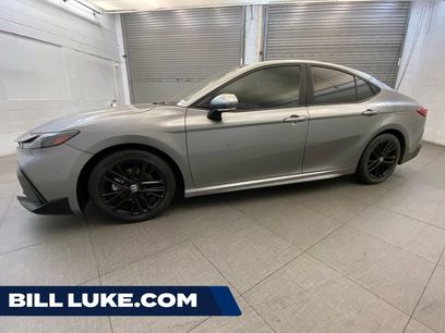 Used 2025 Toyota Camry SE w/ Convenience Package