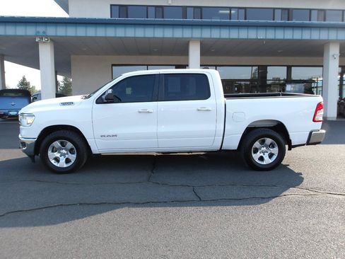 Used 2020 RAM 1500 Big Horn AWD/4WD image 2