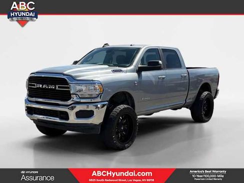 Used 2021 RAM 2500 Big Horn AWD/4WD image 1