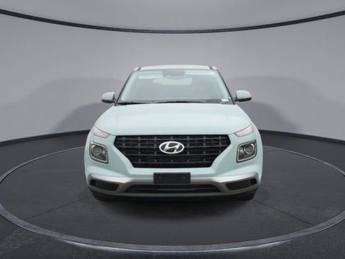 New 2026 Hyundai Venue SE image 4
