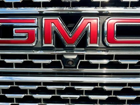 Used 2021 GMC Sierra 1500 Denali w/ Denali Ultimate Package image 15