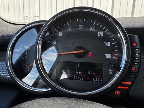 Used 2016 MINI Cooper 2-Door Hardtop image 9