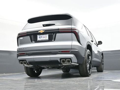 New 2026 Chevrolet Traverse LT w/ LPO, Floor Liner Package image 45
