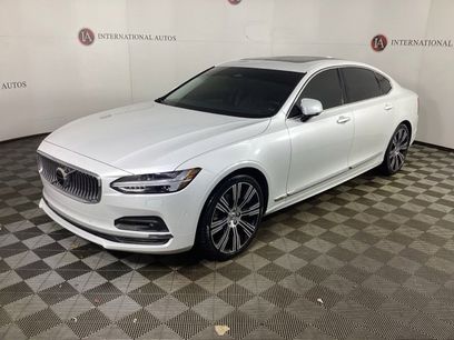 Used 2023 Volvo S90 B6 Plus w/ Protection Package Premier
