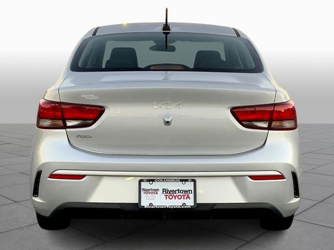 Used 2022 Kia Rio S image 4