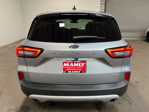 Used 2024 Ford Escape Active AWD/4WD image 4