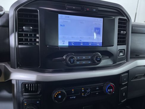 Used 2023 Ford F150 XLT image 18