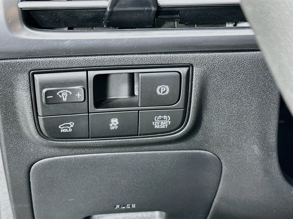 Certified 2025 Hyundai Tucson Blue AWD/4WD image 10