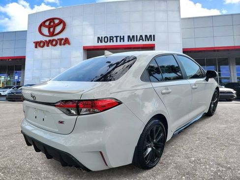 Used 2025 Toyota Corolla SE w/ Convenience Package FWD image 4
