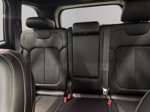 New 2025 Jeep Grand Cherokee Altitude image 38