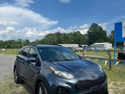 Used 2021 Kia Sportage S w/ S FWD Premium Package image 2