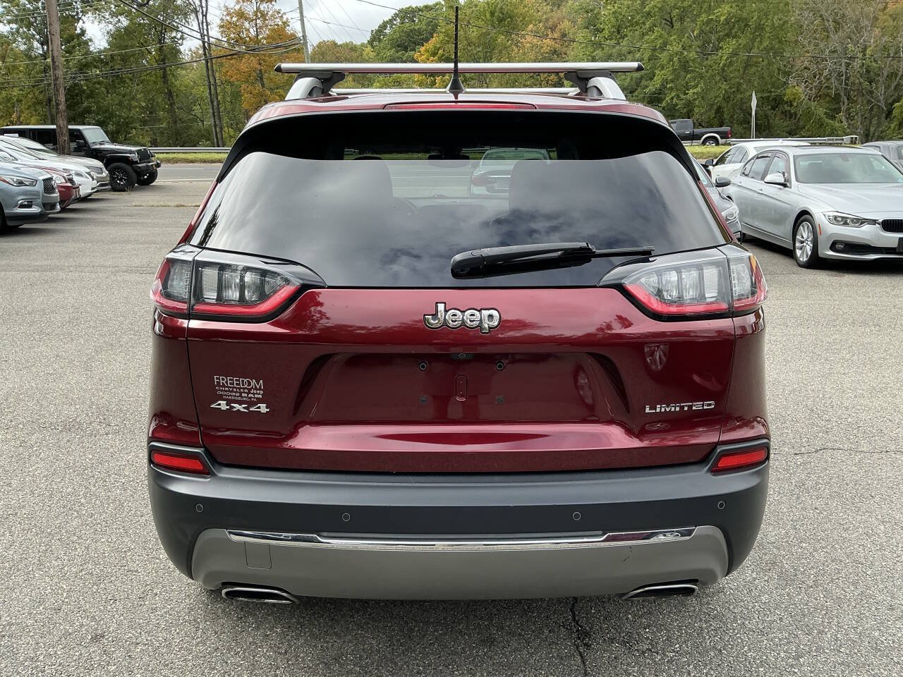 Used 2019 Jeep Cherokee Limited AWD/4WD image 6