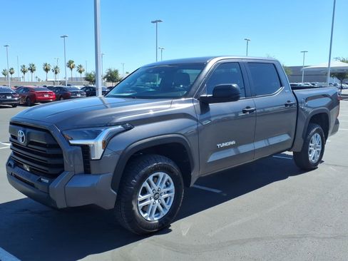 Used 2025 Toyota Tundra SR5 AWD/4WD image 8
