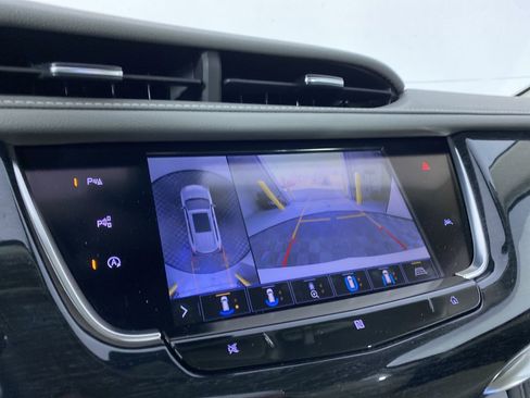 Used 2020 Cadillac XT6 Premium Luxury image 5