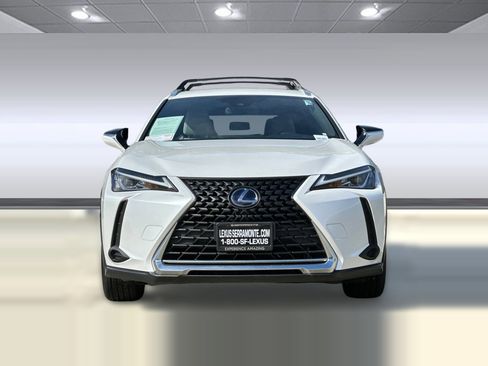 Used 2019 Lexus UX 250h w/ Accessory Package image 5