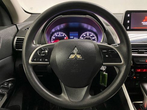 Used 2020 Mitsubishi Eclipse Cross LE image 17