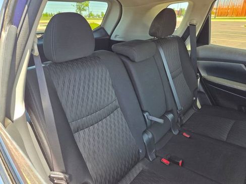 Used 2018 Nissan Rogue SV AWD/4WD image 36