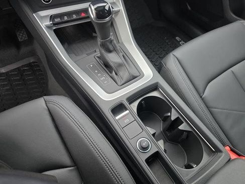 New 2025 Audi Q3 2.0T Premium image 23