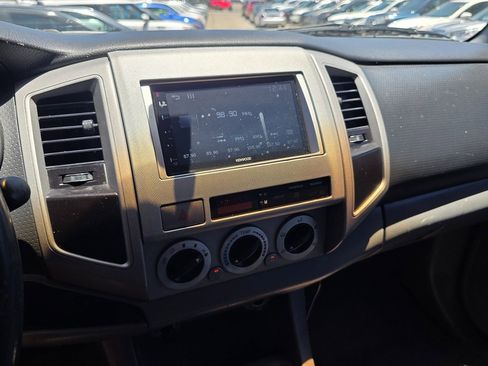 Used 2007 Toyota Tacoma PreRunner RWD image 30