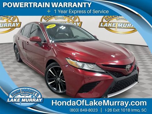 Used 2018 Toyota Camry XSE FWD image 1