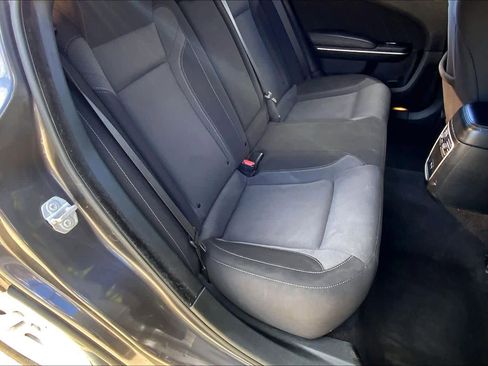 Used 2022 Dodge Charger SXT image 19