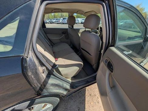 Used 2006 Ford Focus S FWD image 27