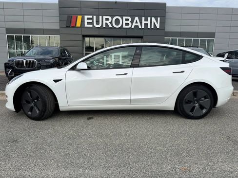 Used 2023 Tesla Model 3 Standard Range RWD image 2