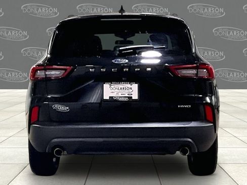Certified 2025 Ford Escape ST-Line AWD/4WD image 9