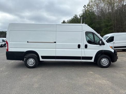 Used 2023 RAM ProMaster 3500 w/ Driver Convenience Group FWD image 2