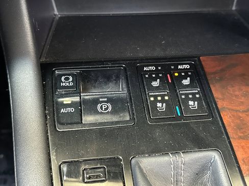 Used 2018 Lexus RX 350 AWD w/ Premium Package image 19
