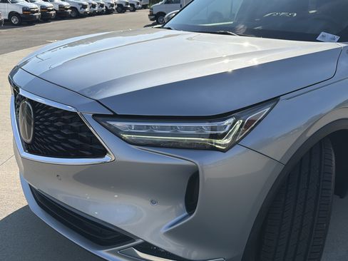 Certified 2024 Acura MDX SH-AWD w/ Advance Package image 5