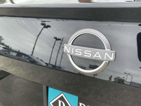 New 2025 Nissan Altima 2.5 SR image 9