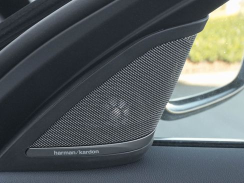 Certified 2023 BMW 540i xDrive w/ Executive Package image 31