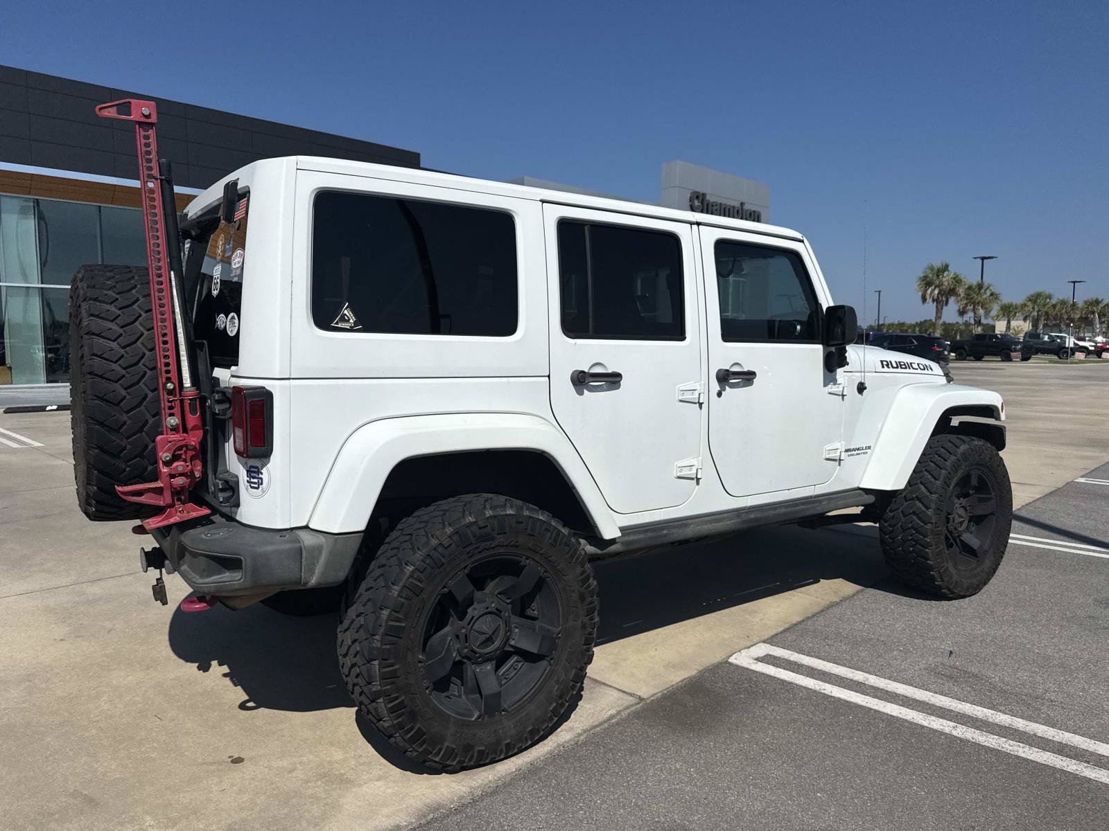 Used 2014 Jeep Wrangler Unlimited Rubicon AWD/4WD image 7