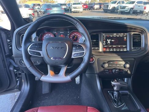 Used 2022 Dodge Charger SRT Hellcat w/ Harman/Kardon Audio Group image 18
